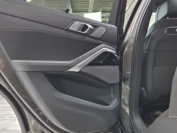 BMW X6 xDrive30d M Sport Pro 22Zoll Pano ACC 360