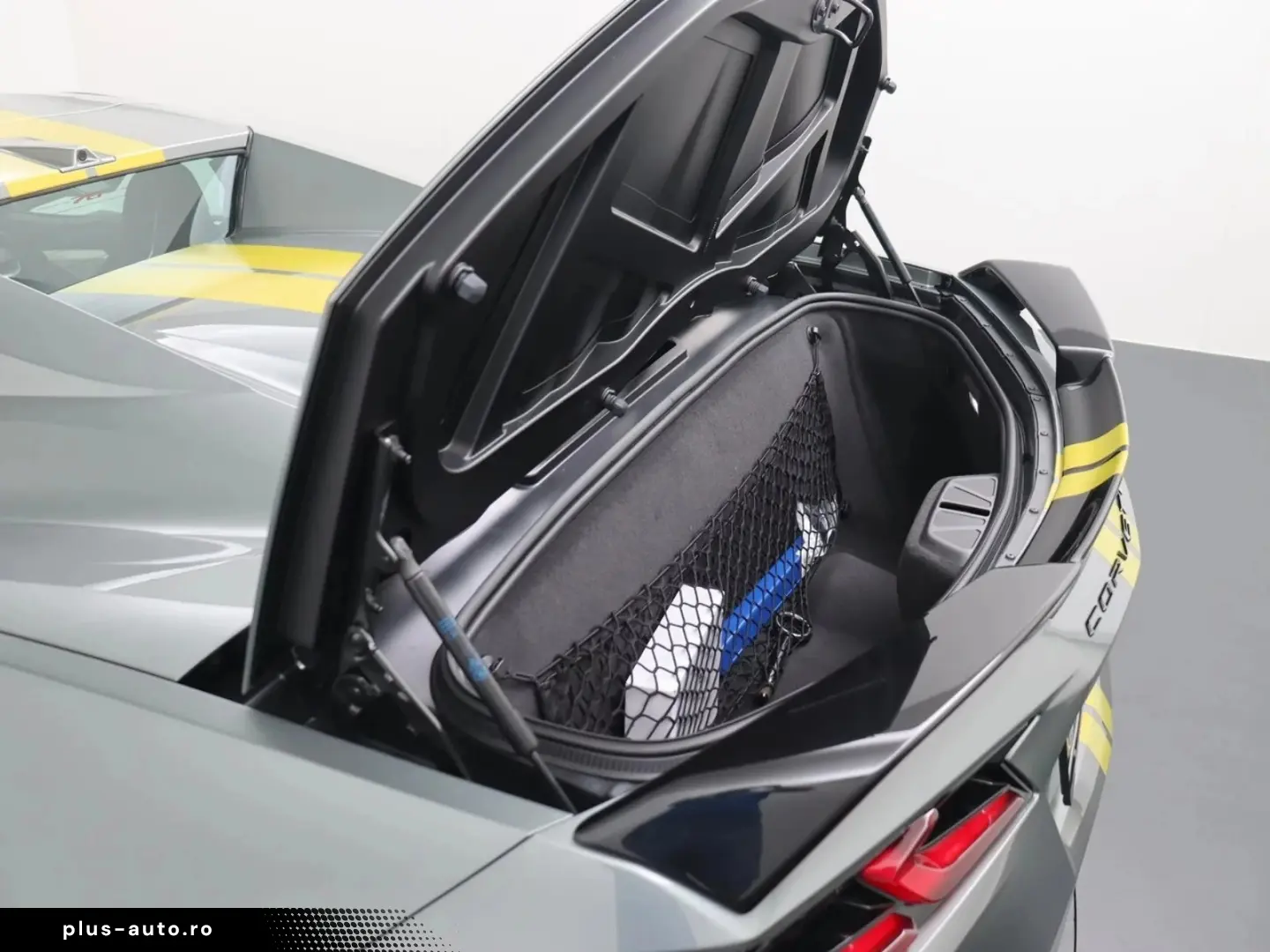 Chevrolet Corvette Stingray C8 Convertible