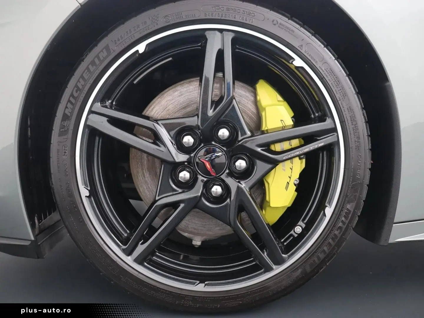 Chevrolet Corvette Stingray C8 Convertible