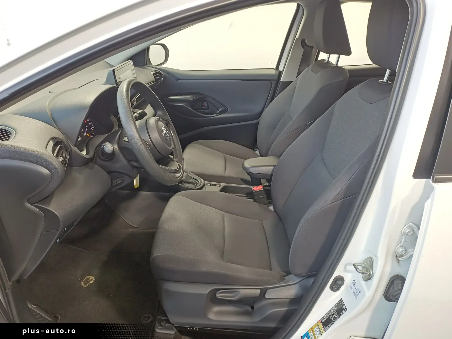 Toyota Yaris 1 5 VVT-i Hybrid Active Drive