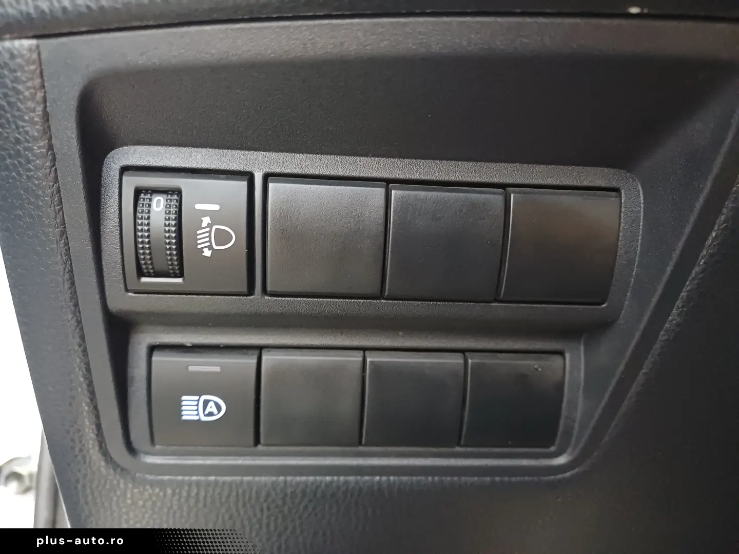 Toyota Yaris 1 5 VVT-i Hybrid Active Drive