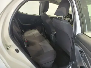 Toyota Yaris 1 5 VVT-i Hybrid Active Drive