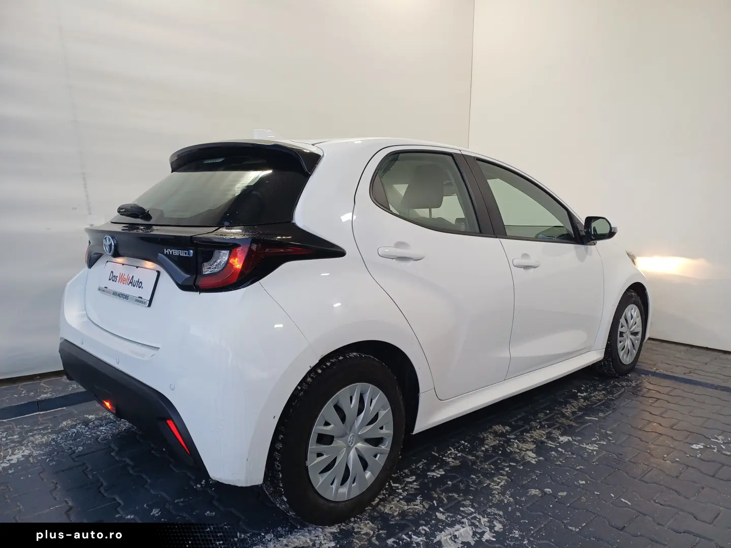 Toyota Yaris 1 5 VVT-i Hybrid Active Drive