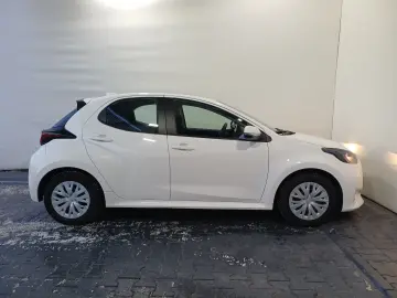 Toyota Yaris 1 5 VVT-i Hybrid Active Drive