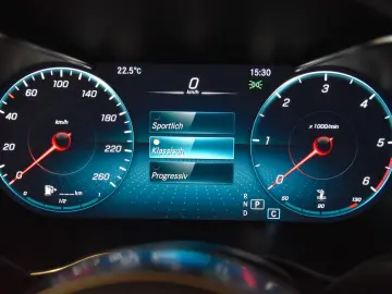 MERCEDES-BENZ GLC 300 d 4Matic 9G AMG LINE DIG.TACHO&hellip;