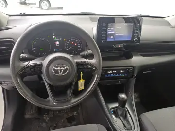 Toyota Yaris 1 5 VVT-i Hybrid Active Drive