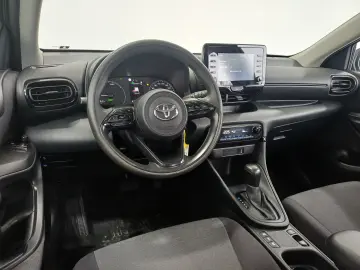 Toyota Yaris 1 5 VVT-i Hybrid Active Drive