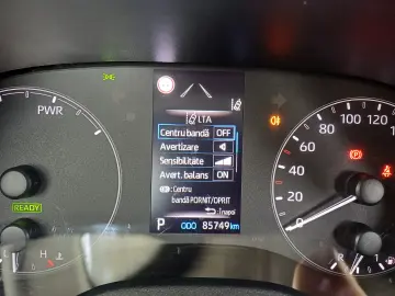 Toyota Yaris 1 5 VVT-i Hybrid Active Drive