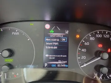 Toyota Yaris 1 5 VVT-i Hybrid Active Drive