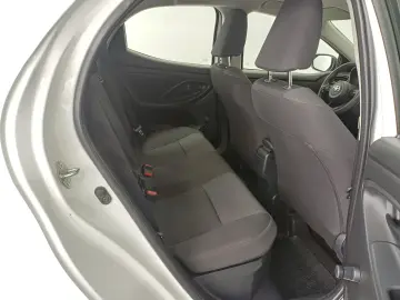 Toyota Yaris 1 5 VVT-i Hybrid Active Drive