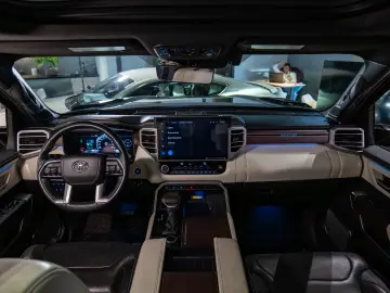 Toyota Tundra Hybrid Capstone CrewMax 5.5 Magnetic Gray