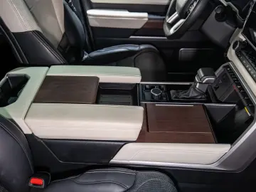 Toyota Tundra Hybrid Capstone CrewMax 5.5 Magnetic Gray