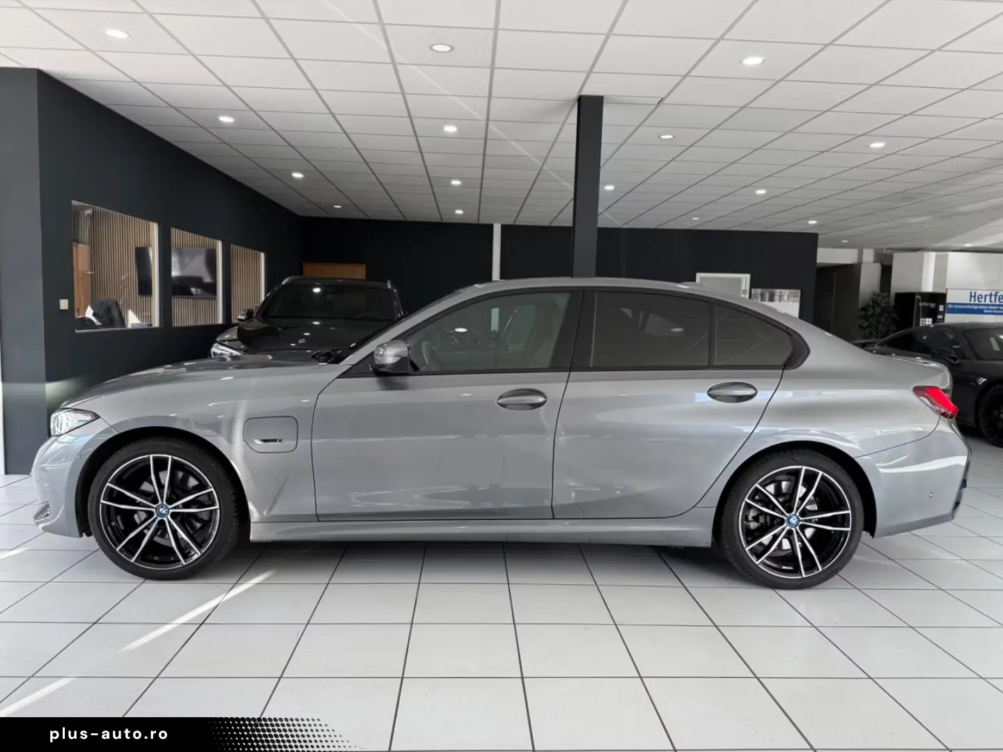 BMW 330e G80 M-PAKET ACC MEMORY KAMERA KEYLESS