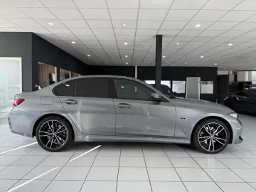 BMW 330e G80 M-PAKET ACC MEMORY KAMERA KEYLESS