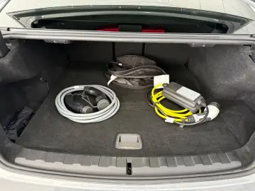 BMW 330e G80 M-PAKET ACC MEMORY KAMERA KEYLESS