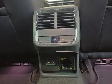 Škoda Octavia Combi STYLE 2.0 TDI DSG