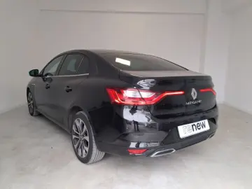 RENAULT MEGANE 1.3 TCe 140CP Intens EDC