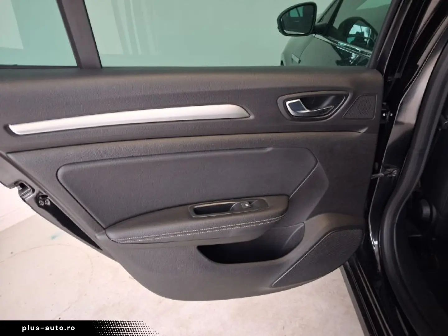 RENAULT MEGANE 1.3 TCe 140CP Intens EDC