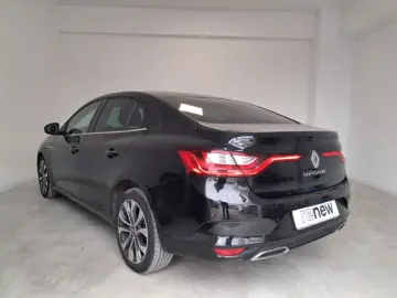 RENAULT MEGANE 1.3 TCe 140CP Intens EDC