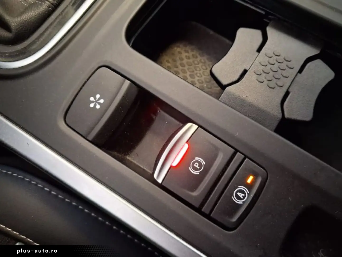 RENAULT MEGANE 1.3 TCe 140CP Intens EDC