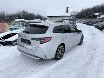 Toyota corolla hybrid