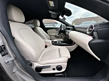Mercedes-Benz CLA 180 7G Progressive Line Advanced