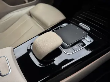 Mercedes-Benz CLA 180 7G Progressive Line Advanced