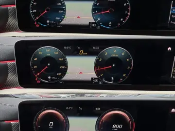 Mercedes-Benz CLA 180 7G Progressive Line Advanced