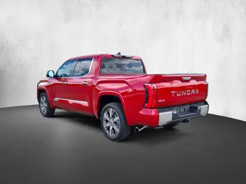 Toyota Tundra Capstone 4x4 CrewMax