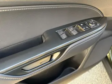 LEXUS NX 450h  E-FOUR Executive Line  Bi-LED 360  HiFi