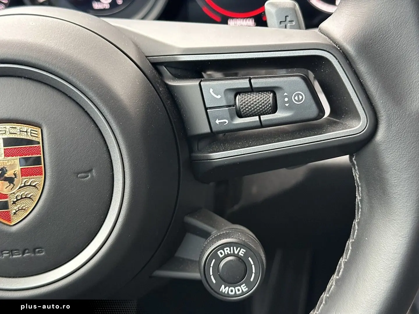 PORSCHE 911 992 Carrera Coupe S PDK