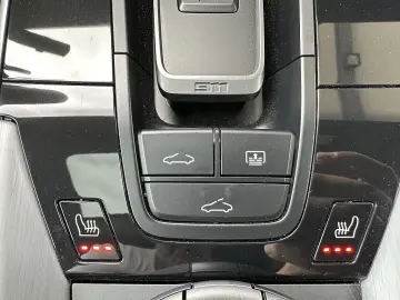 PORSCHE 911 992 Carrera Coupe S PDK