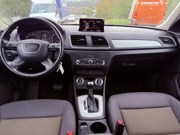 AUDI Q 3 automat
