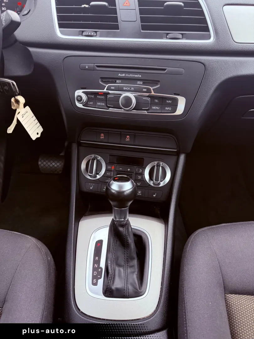 AUDI Q 3 automat