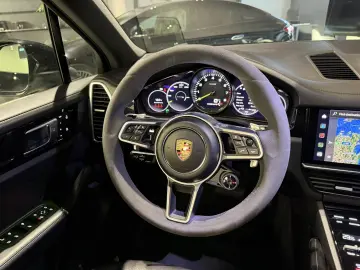 Porsche Cayenne e-hybrid Pano Crono PASM PDLS  Carlig MY23