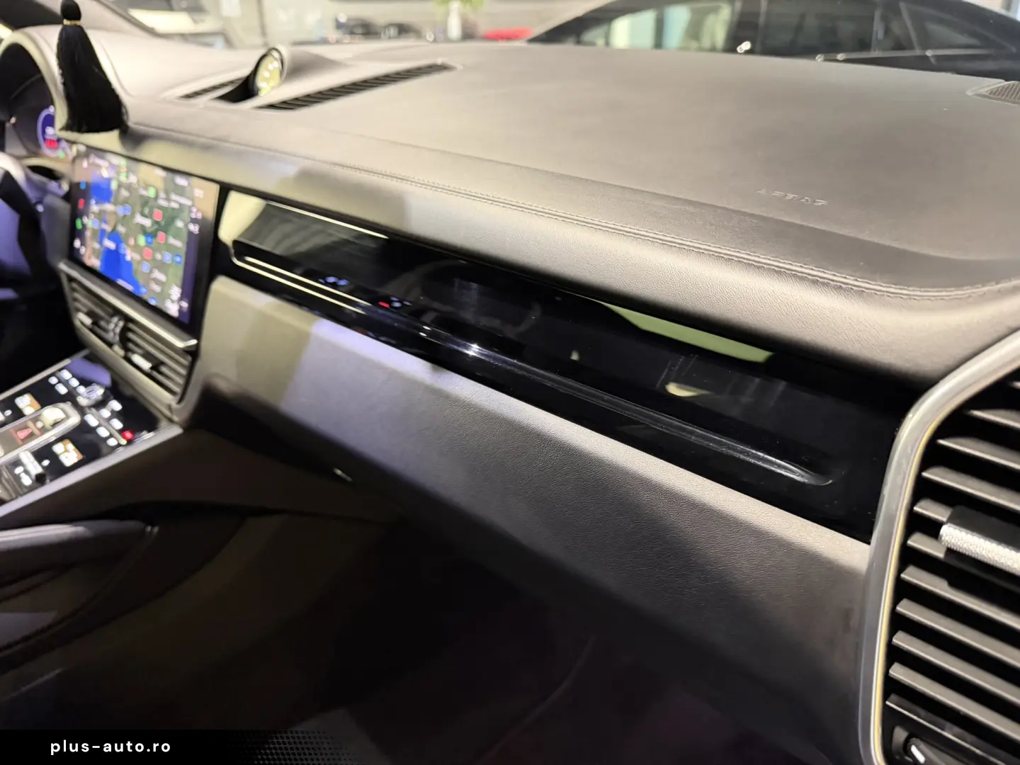 Porsche Cayenne e-hybrid Pano Crono PASM PDLS  Carlig MY23