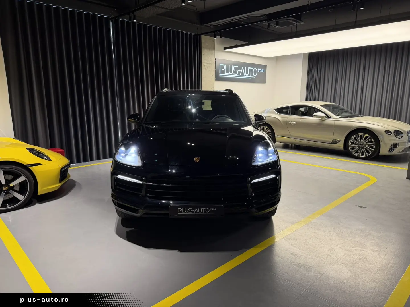 Porsche Cayenne e-hybrid Pano Crono PASM PDLS  Carlig MY23