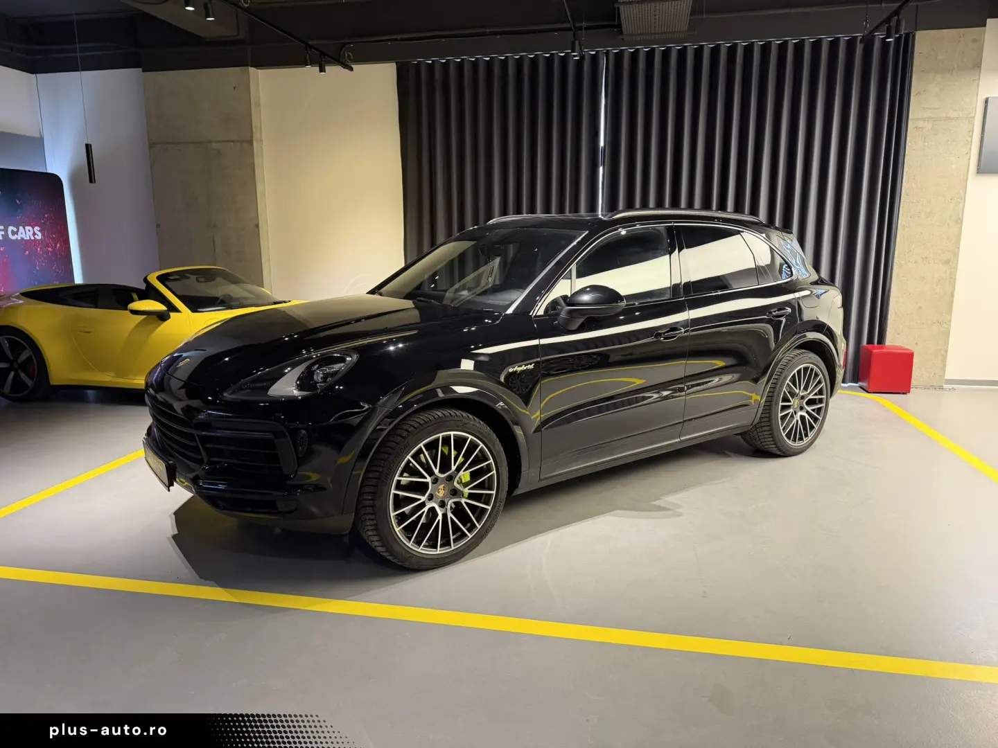Porsche Cayenne e-hybrid Pano Crono PASM PDLS  Carlig MY23