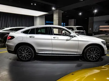 Mercedes Benz GLC220D Coupe 4Matic