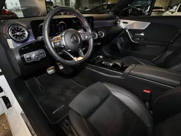 MERCEDES-BENZ CLA 250 e Coupé AMG DISTRO KAMERA CARP&hellip;