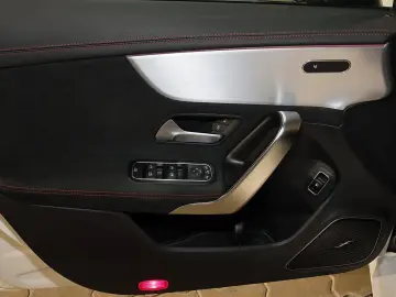 MERCEDES-BENZ CLA 250 e Coupé AMG DISTRO KAMERA CARP&hellip;