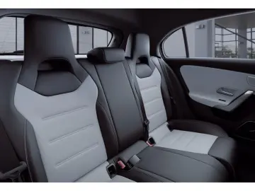 MERCEDES-BENZ A 45 AMG S 4M  TOTWINKEL 360  CARPLAY LED 19