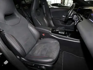 MERCEDES-BENZ CLA 250 Shooting Brake e AMG PANO KAME&hellip;