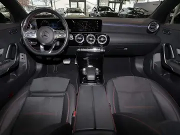 MERCEDES-BENZ CLA 250 Shooting Brake e AMG PANO KAME&hellip;