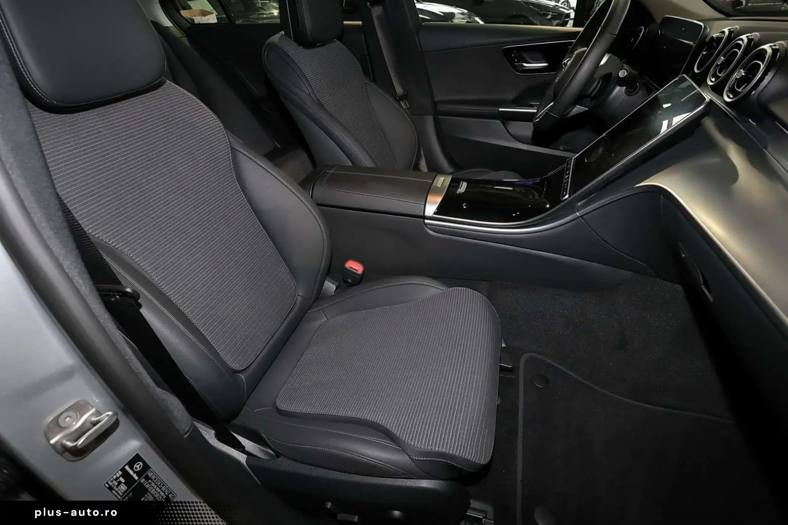 MERCEDES-BENZ C 200 d Avantgarde PANO LED 17  KAMERA&hellip;