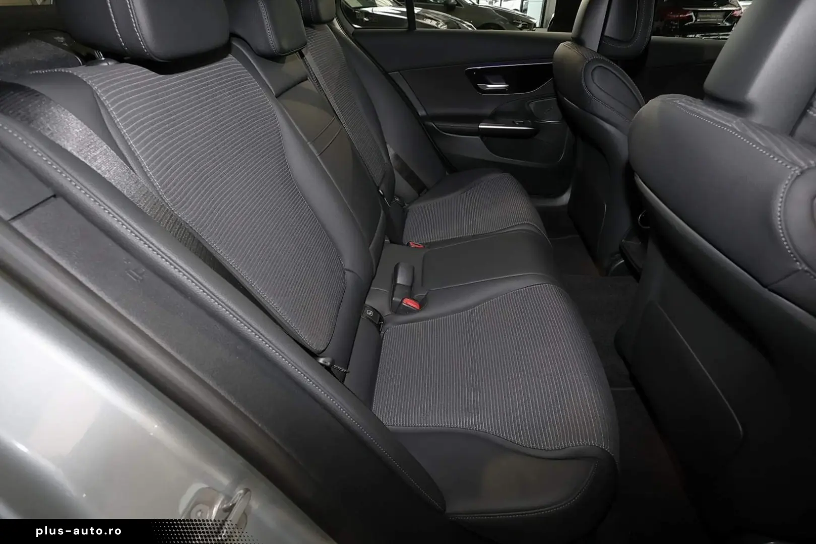 MERCEDES-BENZ C 200 d Avantgarde PANO LED 17  KAMERA&hellip;