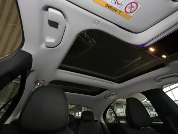 MERCEDES-BENZ C 200 d Avantgarde PANO LED 17  KAMERA&hellip;