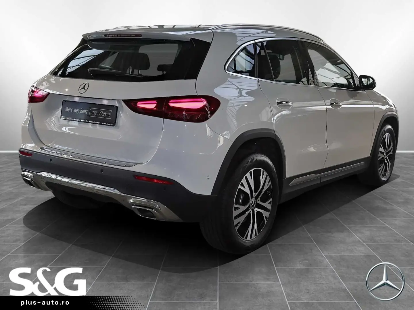 MERCEDES-BENZ GLA 200 Progressive EDITION PANO MULTIBEAM 360