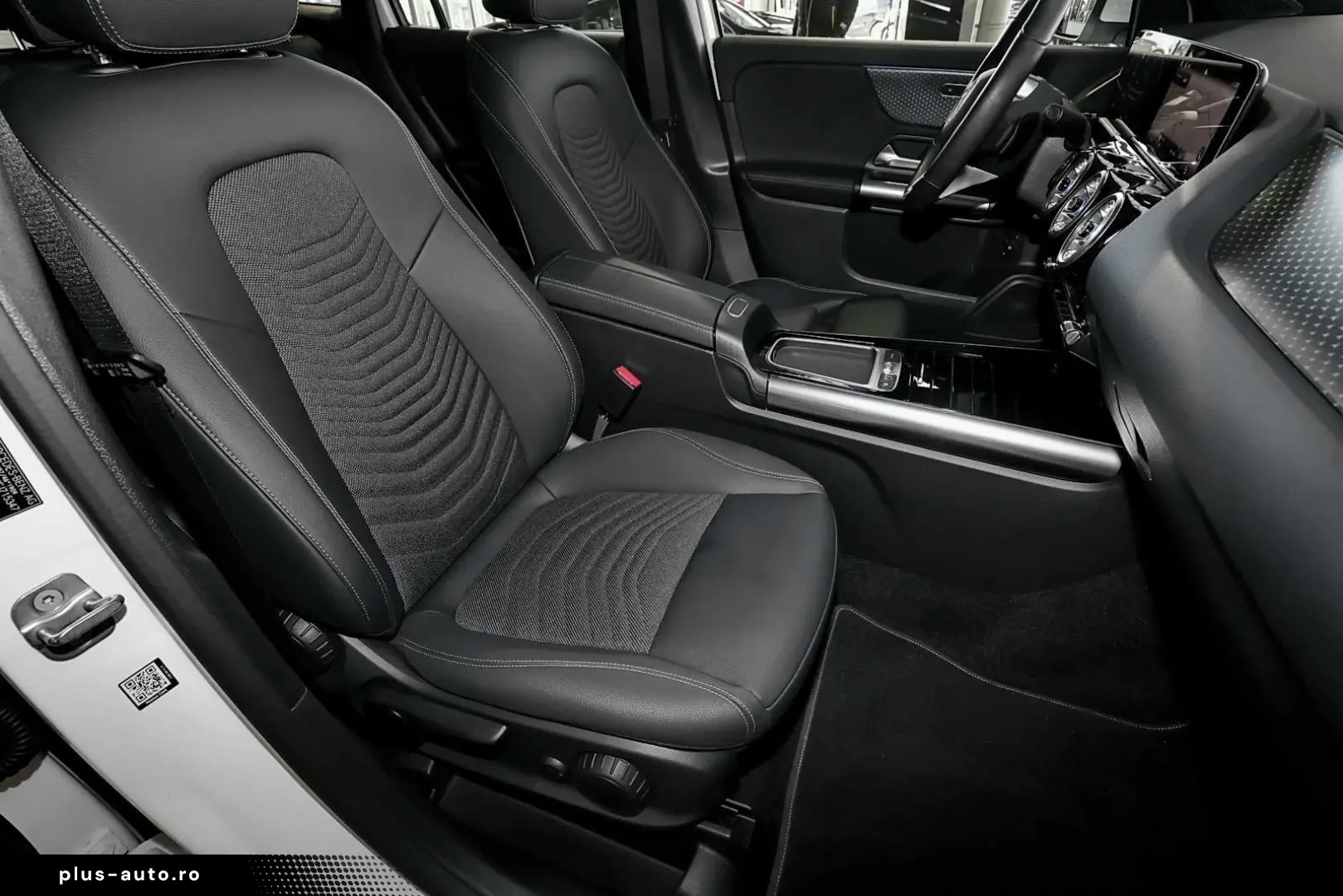 MERCEDES-BENZ GLA 200 Progressive EDITION PANO MULTIBEAM 360