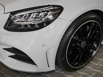 MERCEDES-BENZ C 300 4M Cabriolet AMG TOTWINKEL MEMORY LED 19